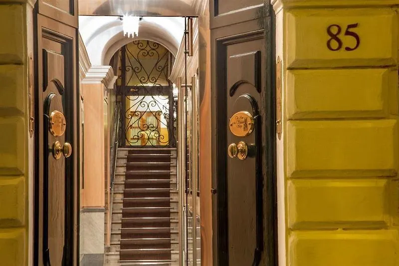 Hotel At The Spanish Steps View Rome